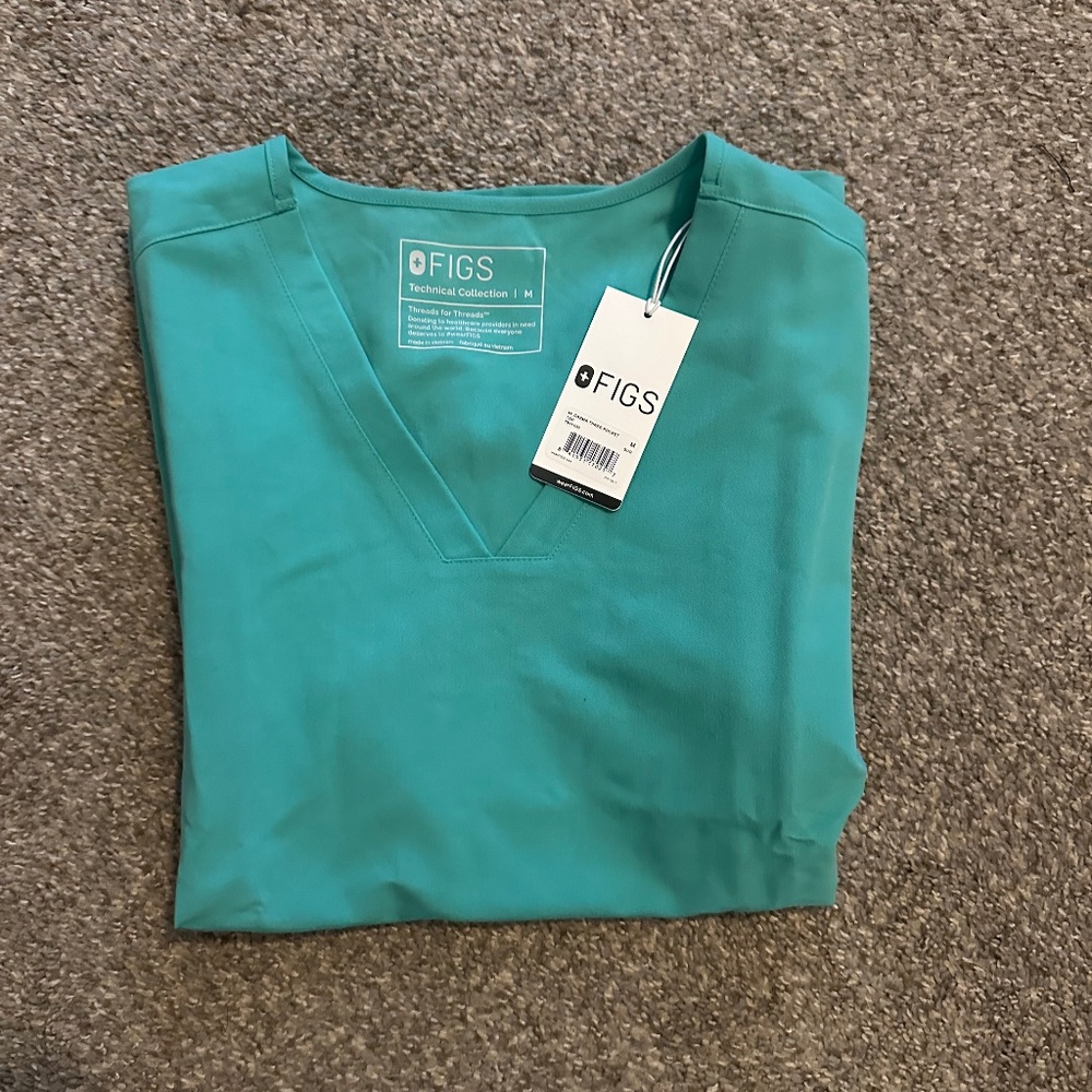 Figs scrubs